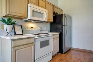 Photo #3: 6092673 Listing