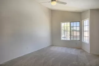 Photo #5: 6092673 Listing