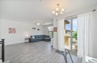 Photo #5: 6092843 Listing 