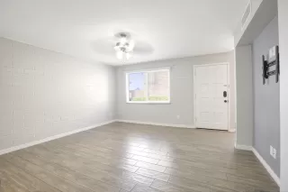 Photo #4: 6093063 Listing 