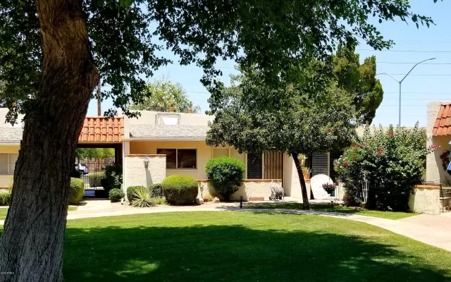 MLS: 6093240 Condo For Sale