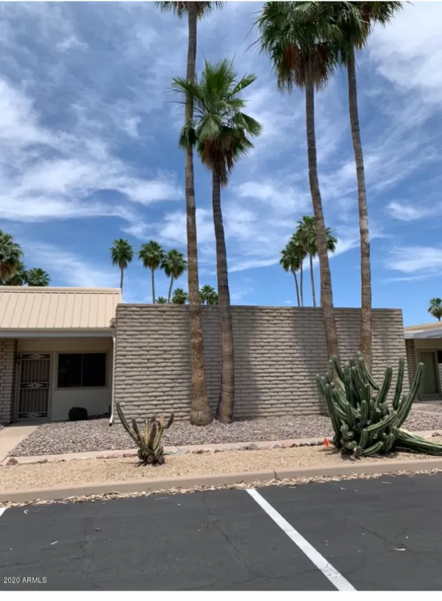 MLS: 6093351 Condo For Sale