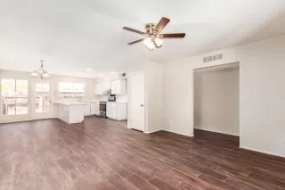 Photo #6: 6093426 Listing 