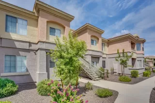 Photo #2: 6093457 Listing