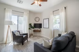 Photo #4: 6093799 Listing 