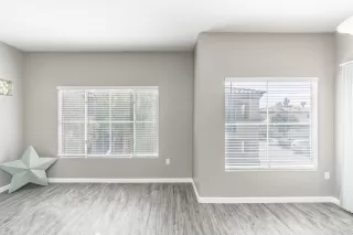 Photo #2: 6093804 Listing