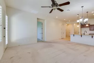 Photo #5: 6093812 Listing