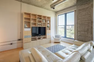 Photo #2: 6093845 Listing