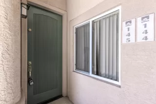 Photo #1: 6093946 Listing 