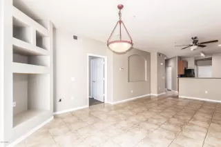 Photo #5: 6093946 Listing 