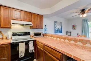 Photo #2: 6093958 Listing