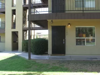 Photo #5: 6094058 Listing 