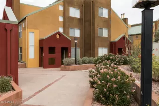 Photo #1: 6094155 Listing