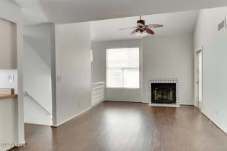 Photo #6: 6094155 Listing