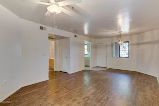 Photo #3: 6094345 Listing