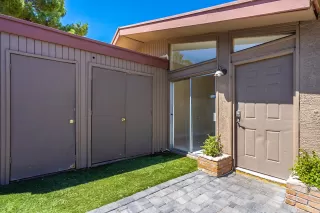 Photo #5: 6094450 Listing