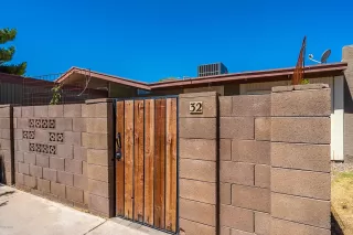 Photo #6: 6094450 Listing