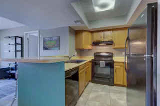 Photo #6: 6094562 Listing