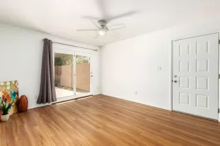 Photo #6: 6094660 Listing