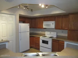 Photo #4: 6094812 Listing