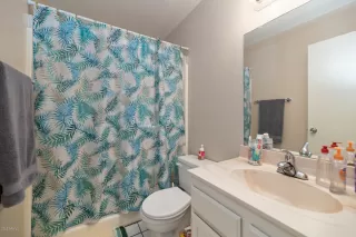 Photo #4: 6094884 Listing