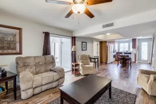 Photo #4: 6094897 Listing 