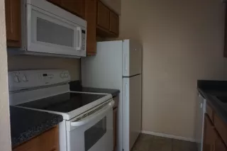 Photo #2: 6094927 Listing