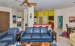 Photo #5: 6094935 Listing