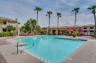 Photo #4: 6095054 Listing