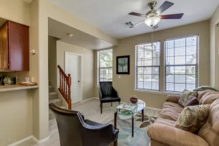 Photo #4: 6095064 Listing