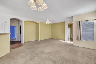 Photo #2: 6095090 Listing