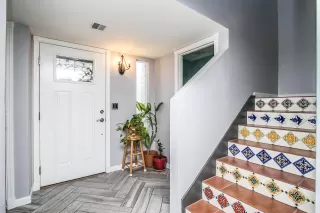 Photo #1: 6095200 Listing