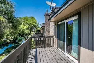 Photo #6: 6095200 Listing