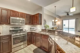 Photo #2: 6095210 Listing 