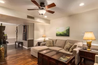 Photo #5: 6095288 Listing 