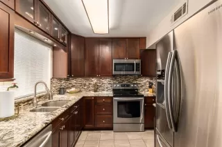 Photo #6: 6095288 Listing 