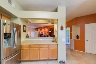 Photo #4: 6095344 Listing