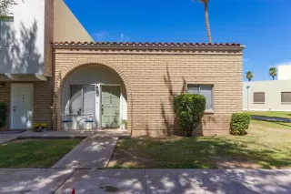 Photo #1: 6095459 Listing