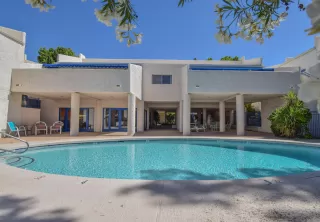 Photo #4: 6095483 Listing