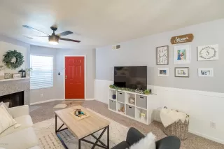 Photo #3: 6095538 Listing