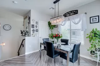 Photo #6: 6095610 Listing 