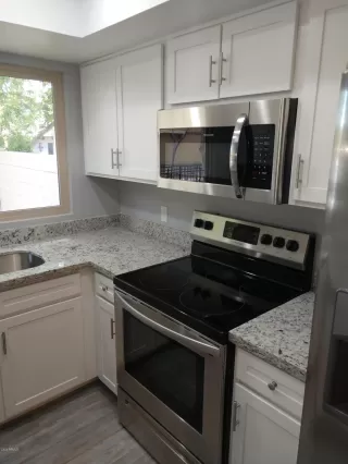 Photo #2: 6095723 Listing 