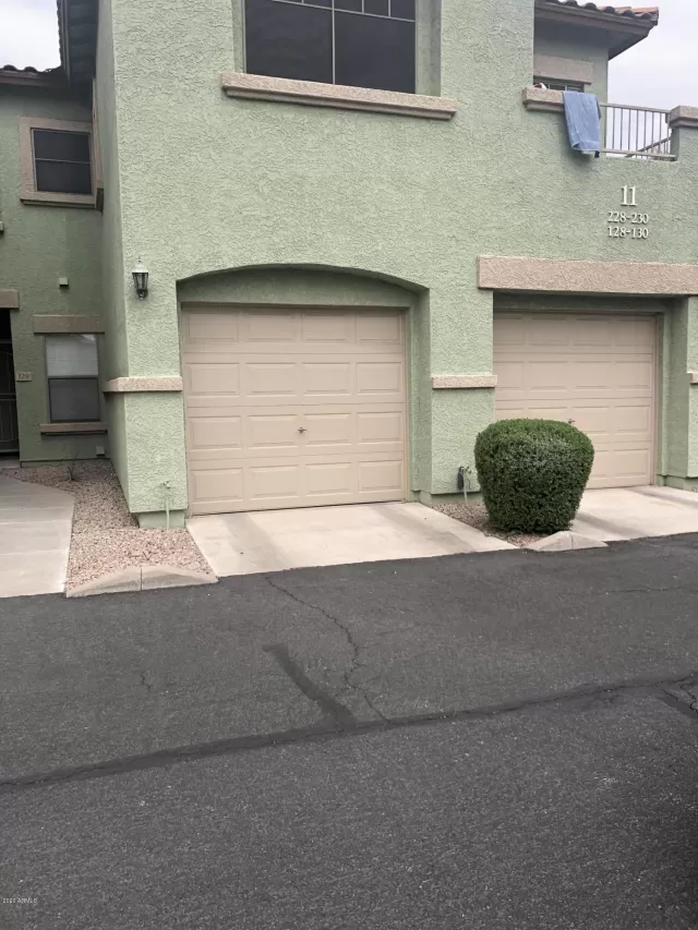 MLS: 6095780 Condo For Sale