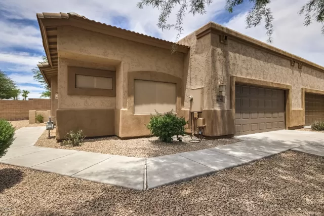 MLS: 6095831 Condo For Sale