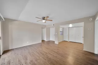 Photo #1: 6095977 Listing