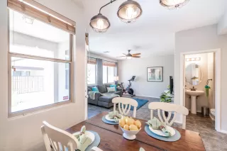 Photo #6: 6096042 Listing