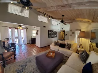 Photo #6: 6096118 Listing