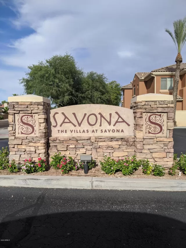 MLS: 6096142 Condo For Sale