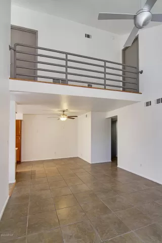 Photo #4: 6096187 Listing