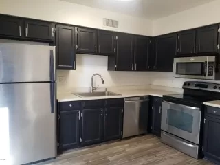 Photo #6: 6096579 Listing